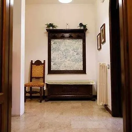 Apartment Spina Pisa